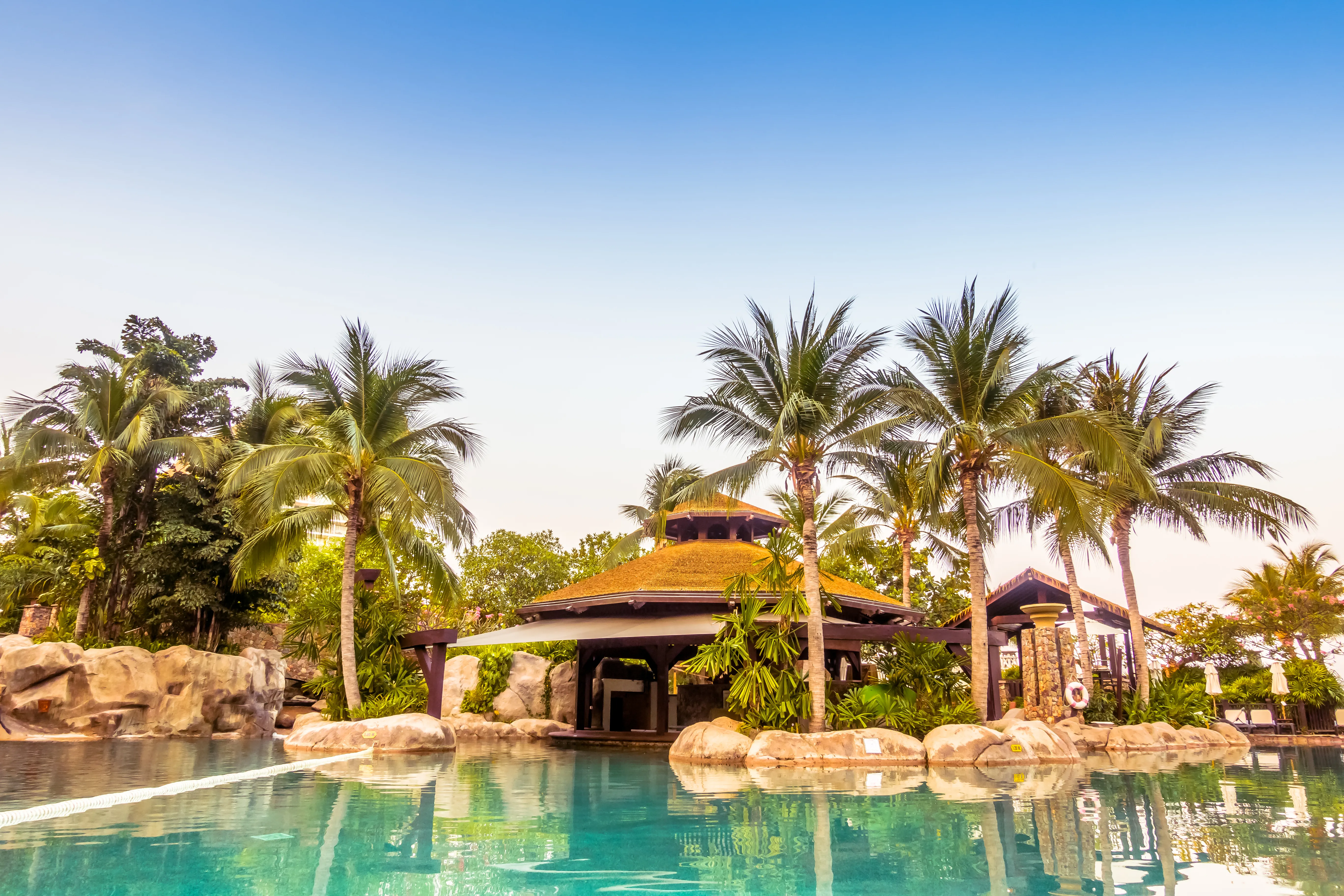 swimming-pool